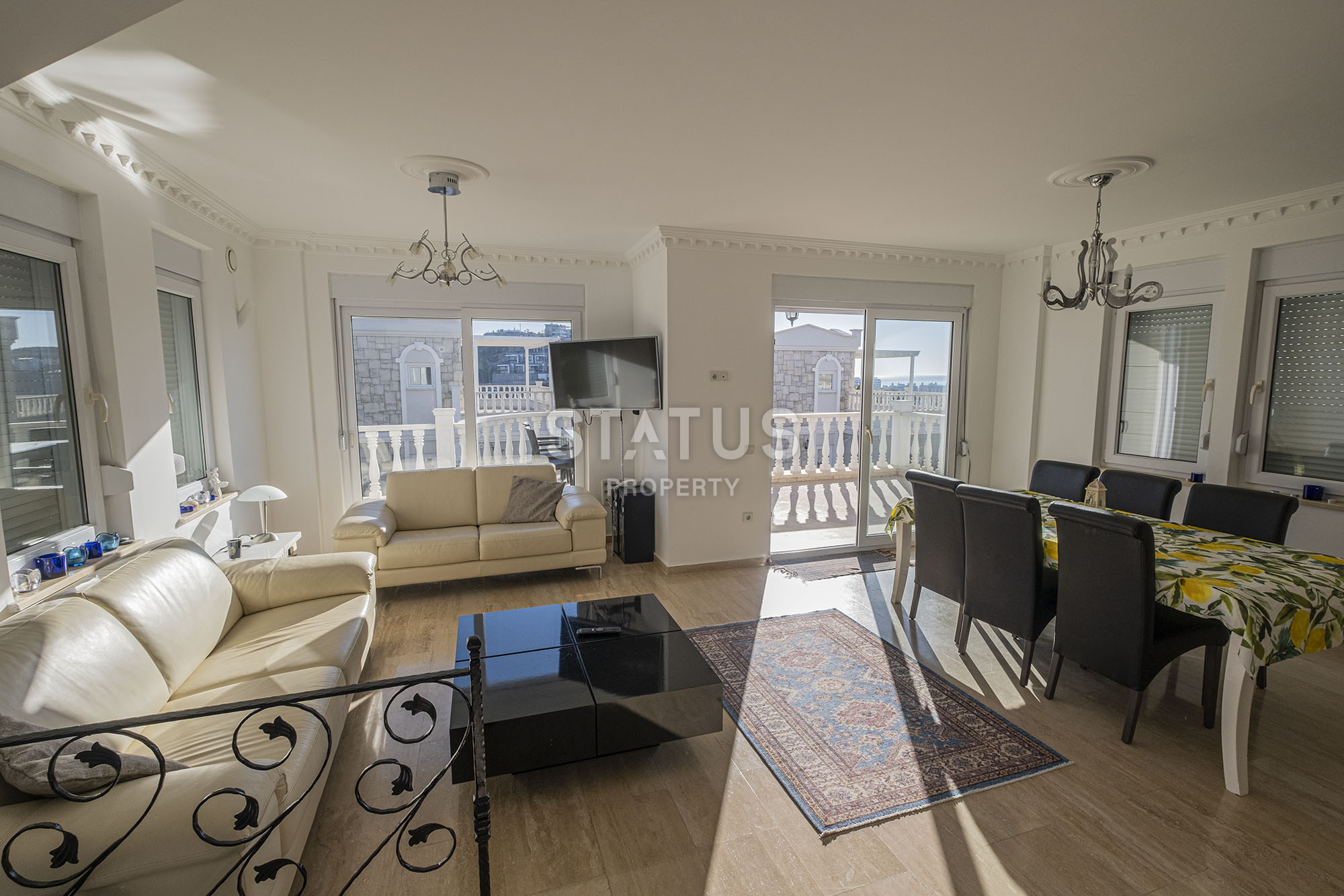 Шикарная меблированная вилла с видом на море, 200м2. фото 11