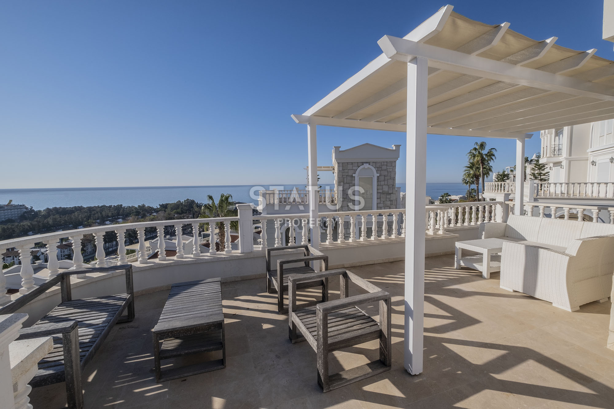 Шикарная меблированная вилла с видом на море, 200м2. фото 23