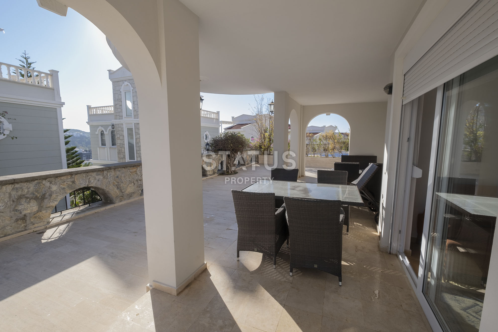 Шикарная меблированная вилла с видом на море, 200м2. фото 24