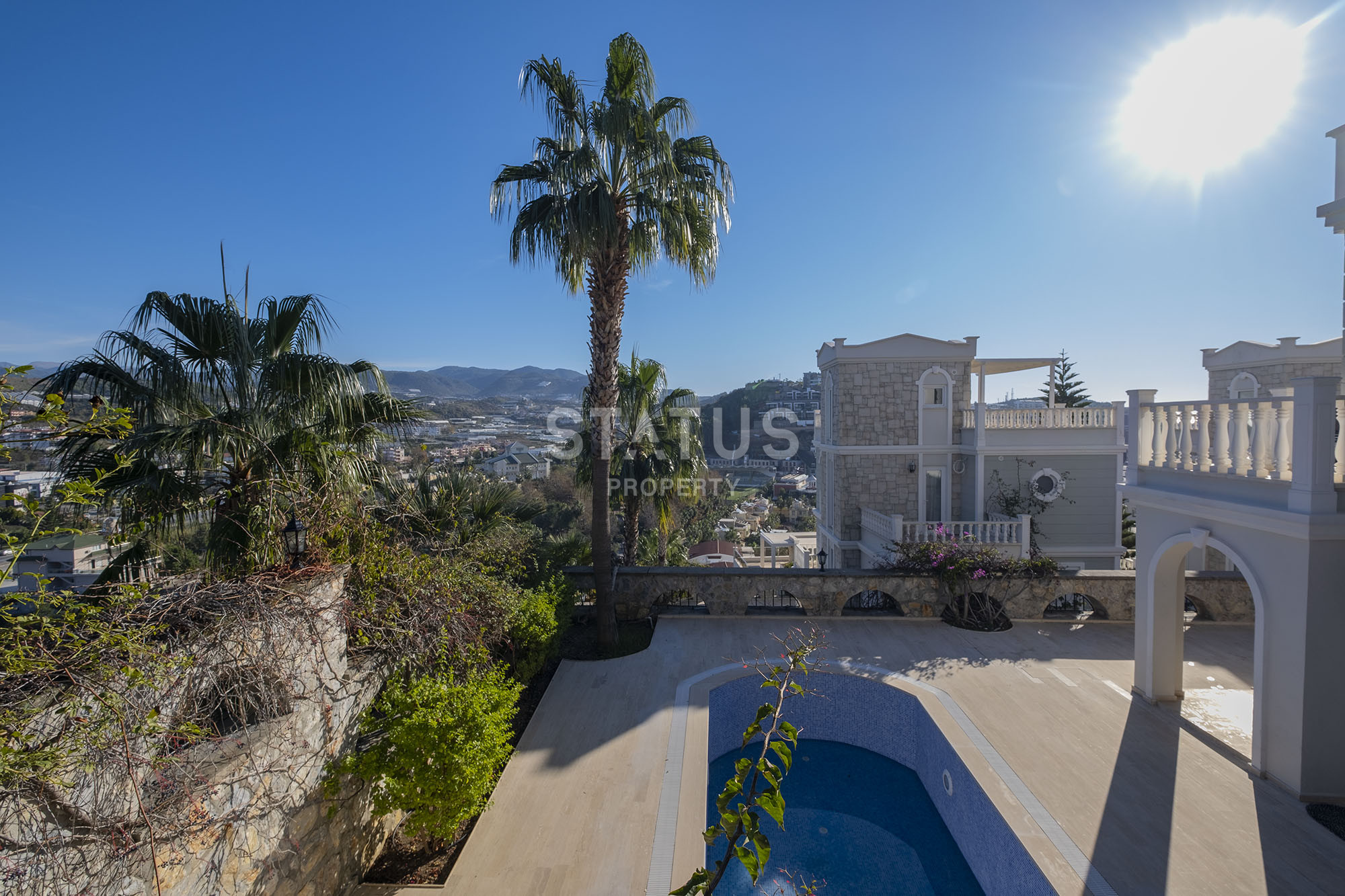 Шикарная меблированная вилла с видом на море, 200м2. фото 30