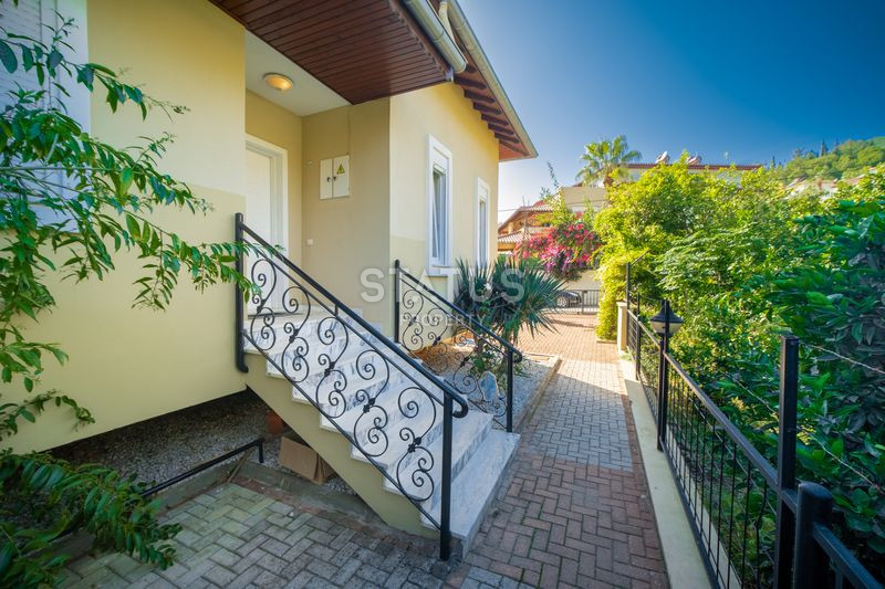 Меблированный дуплекс 3+1 в центральном районе с видом на море, 180 м2 фото 32