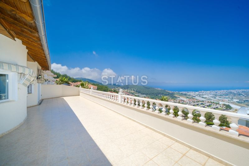 Роскошная вилла 4+1 в районе Каргыджак с видом на море, 240м2. фото 30