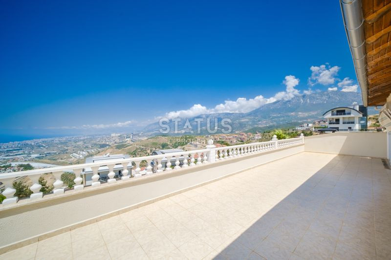 Роскошная вилла 4+1 в районе Каргыджак с видом на море, 240м2. фото 31