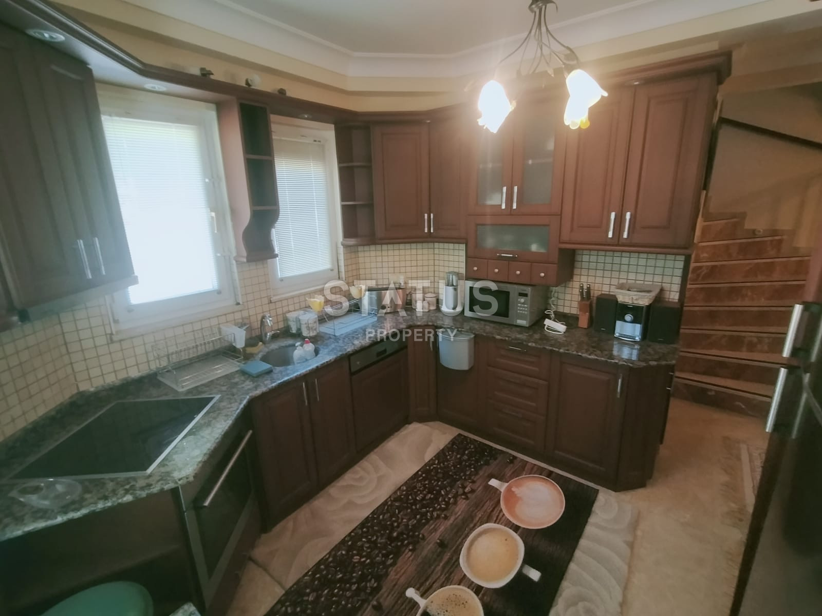 Двухэтажная вилла 3+1 под ключ в легендарном ЖК в спокойном районе Каргыджак. 190м2 фото 3