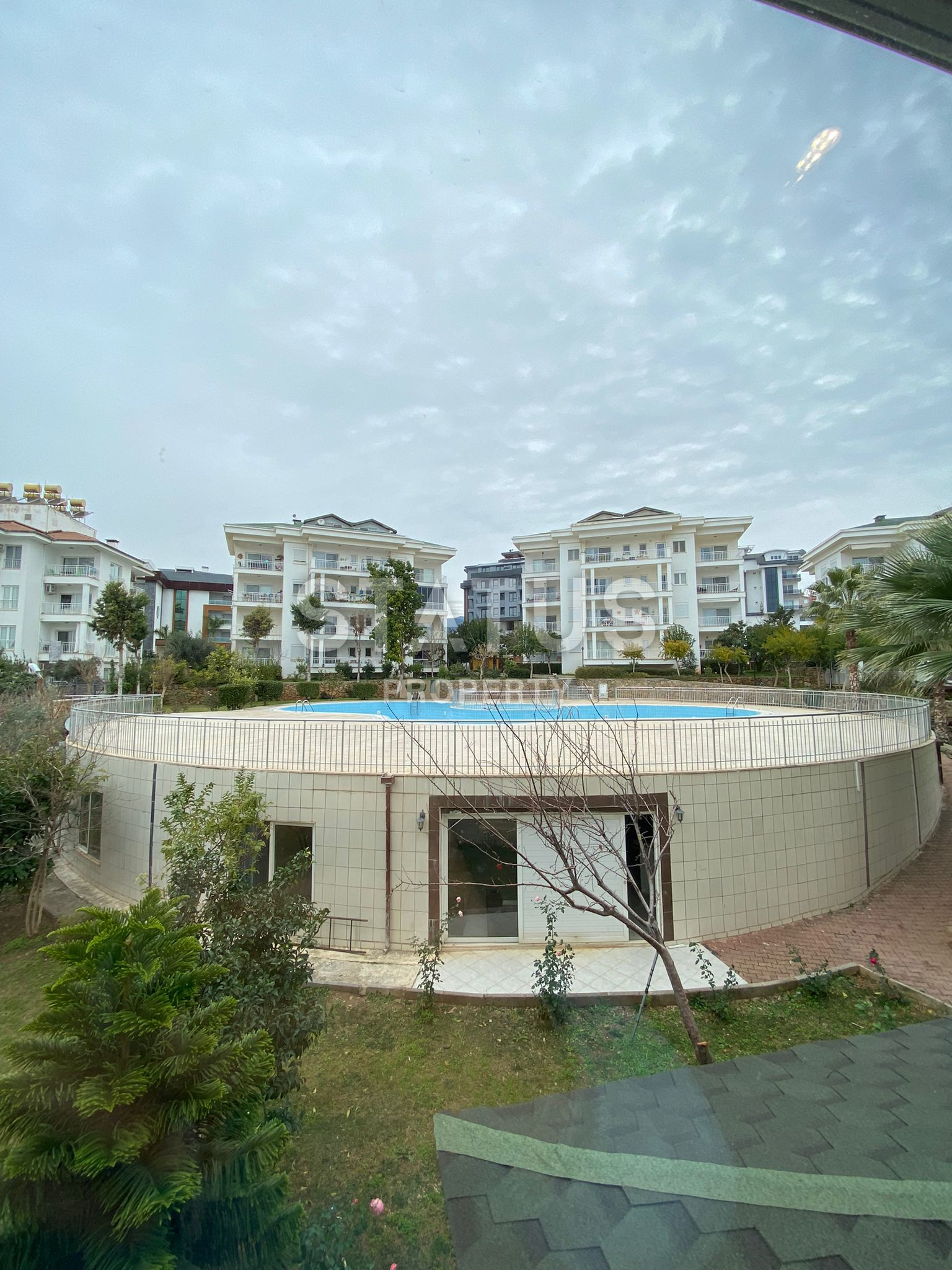 Spacious three-room apartment with household appliances in OBA. 110m2 фото 19