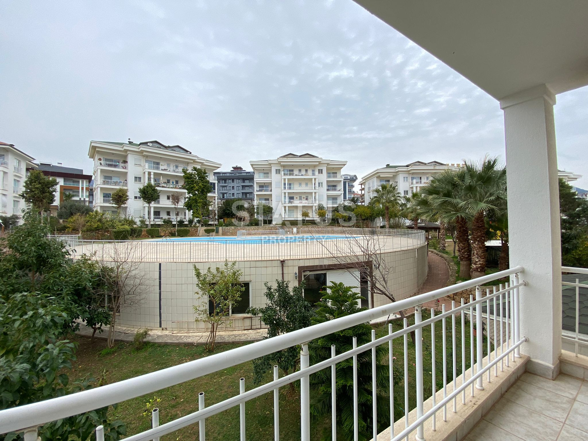 Spacious three-room apartment with household appliances in OBA. 110m2 фото 26