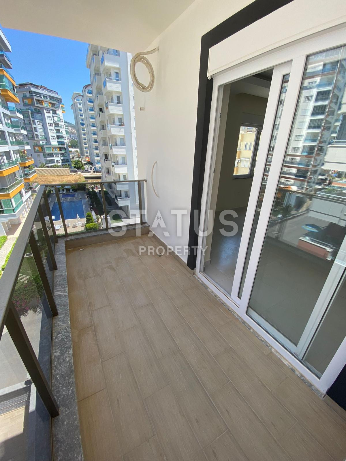 Новая квартира в комплексе с 400м от моря в Махмутларе. 55м2 фото 18