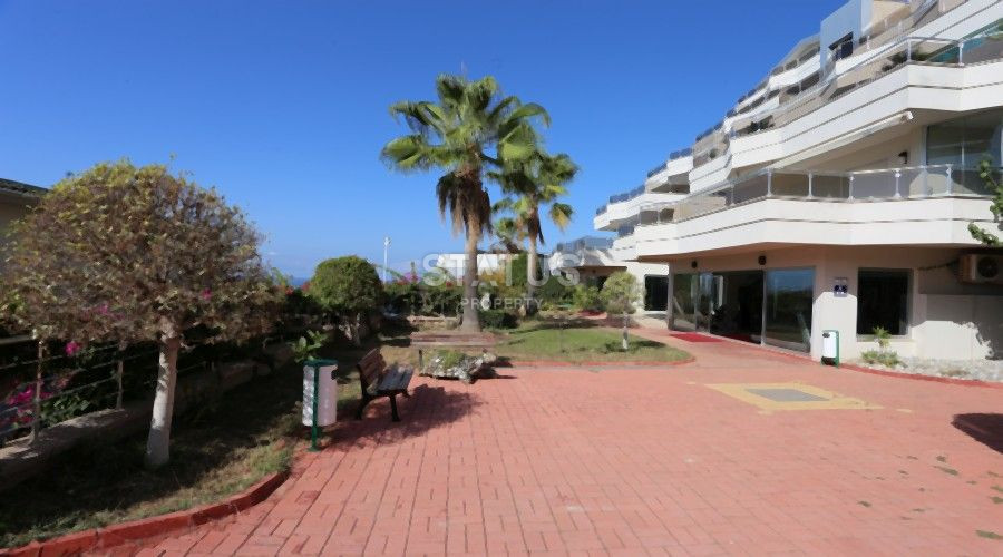 Duplex apartments with sea views in the open area of Konakli. 300m2 фото 14