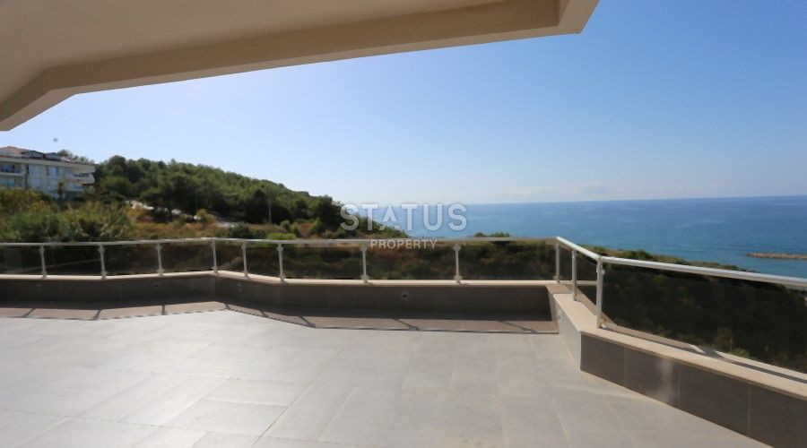 Duplex apartments with sea views in the open area of Konakli. 300m2 фото 17