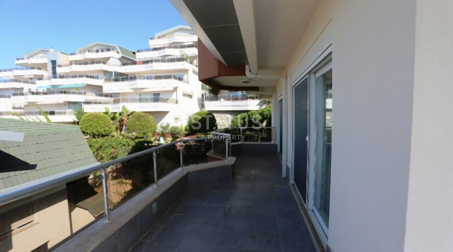 Duplex apartments with sea views in the open area of Konakli. 300m2 фото 20