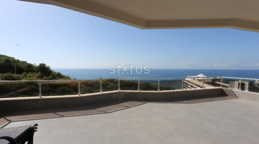 Duplex apartments with sea views in the open area of Konakli. 300m2 фото 29