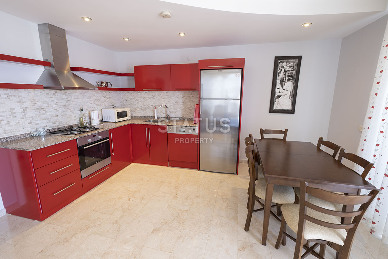 Четырехкомнатная двухуровневая вилла с видом на море в районе Конаклы, 120м2 фото 4