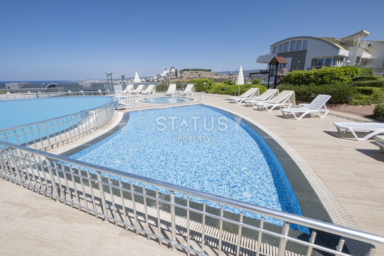 Четырехкомнатная двухуровневая вилла с видом на море в районе Конаклы, 120м2 фото 30