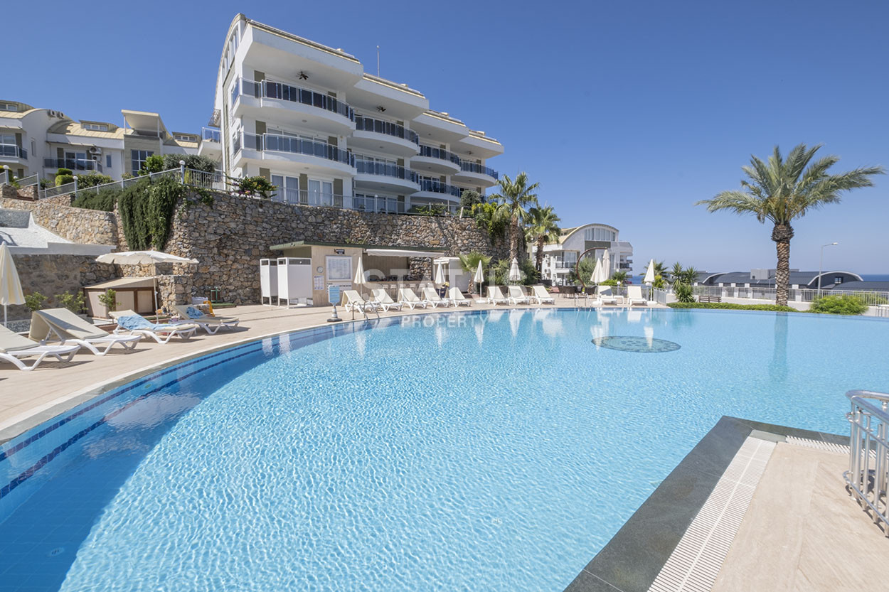 Четырехкомнатная двухуровневая вилла с видом на море в районе Конаклы, 120м2 фото 31