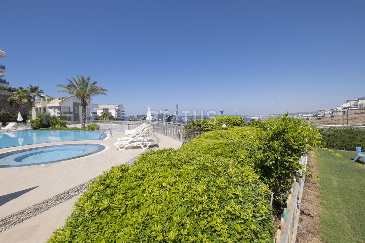 Четырехкомнатная двухуровневая вилла с видом на море в районе Конаклы, 120м2 фото 32