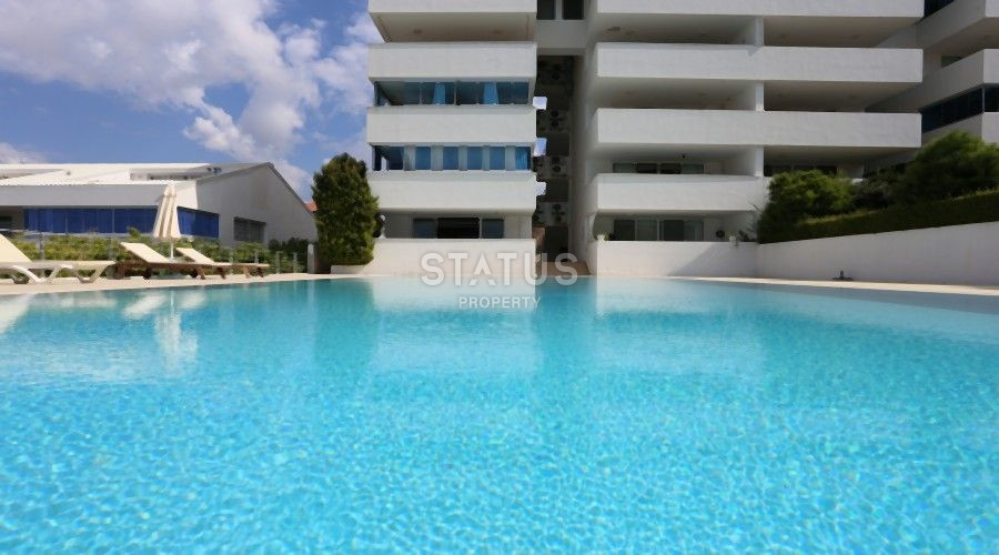 Трёхкомнатная просторная квартира с видом на горы и море в открытом районе в Конаклы. 115м2 фото 2