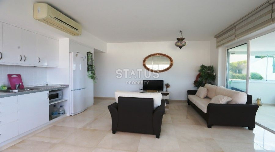 Трёхкомнатная просторная квартира с видом на горы и море в открытом районе в Конаклы. 115м2 фото 10