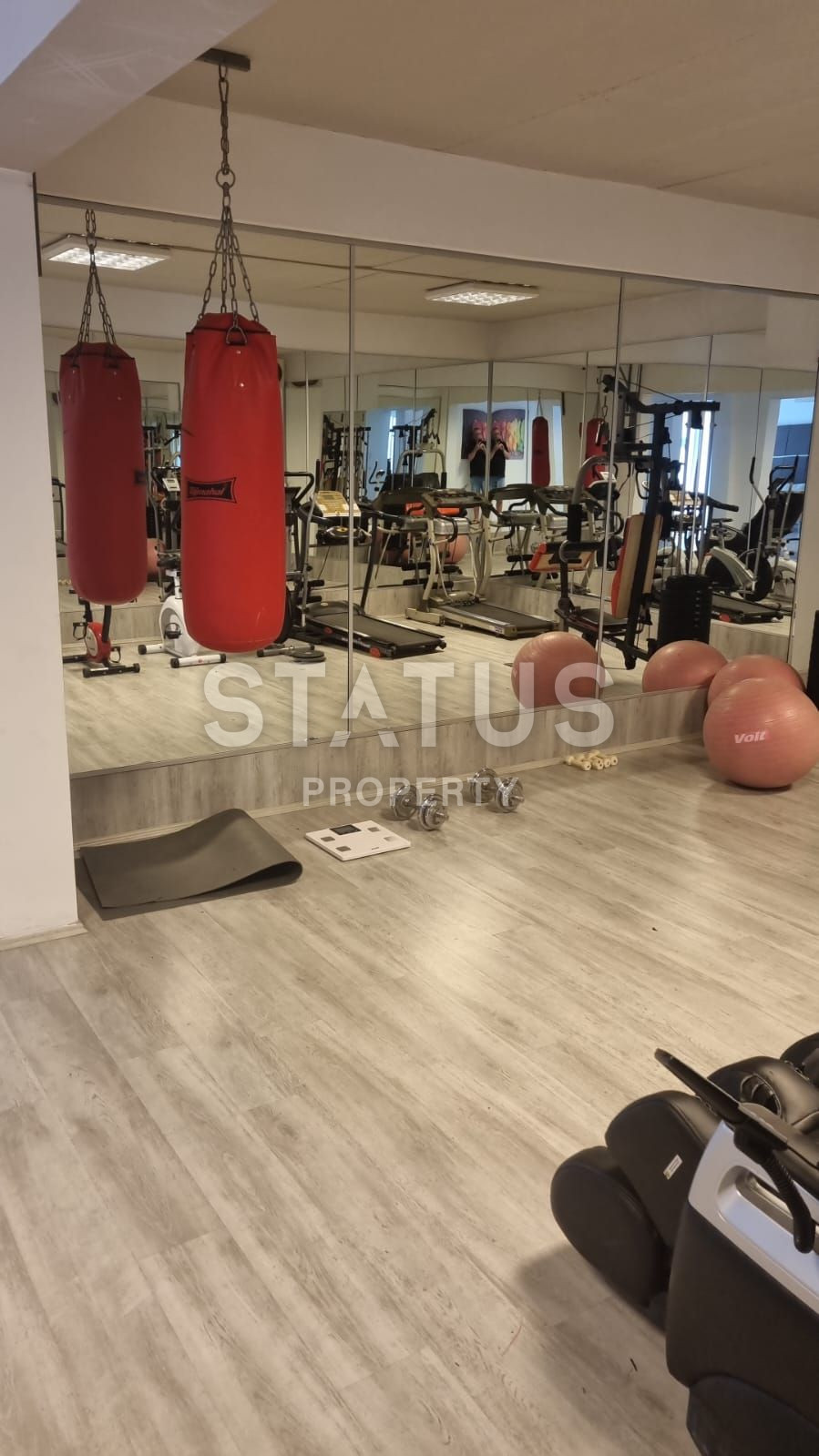 Трёхкомнатная просторная квартира с видом на горы и море в открытом районе в Конаклы. 115м2 фото 36