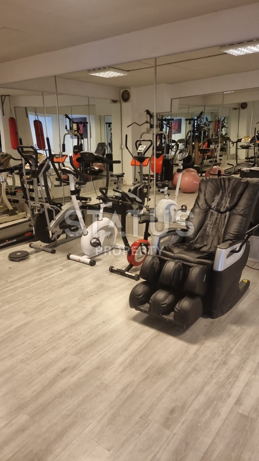 Трёхкомнатная просторная квартира с видом на горы и море в открытом районе в Конаклы. 115м2 фото 38