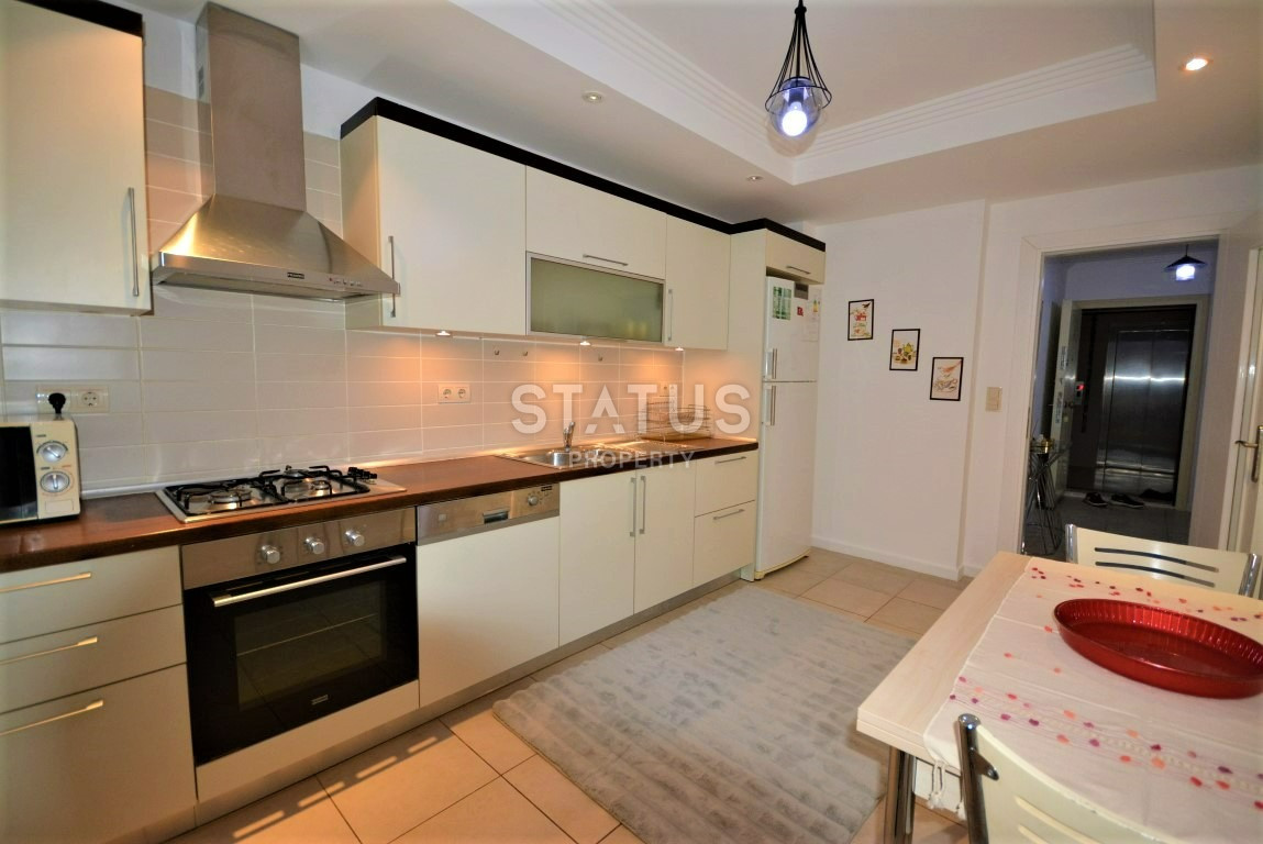 Просторная меблированная трёхкомнатная квартира в 350м от моря в Махмутларе. 128м2 фото 10