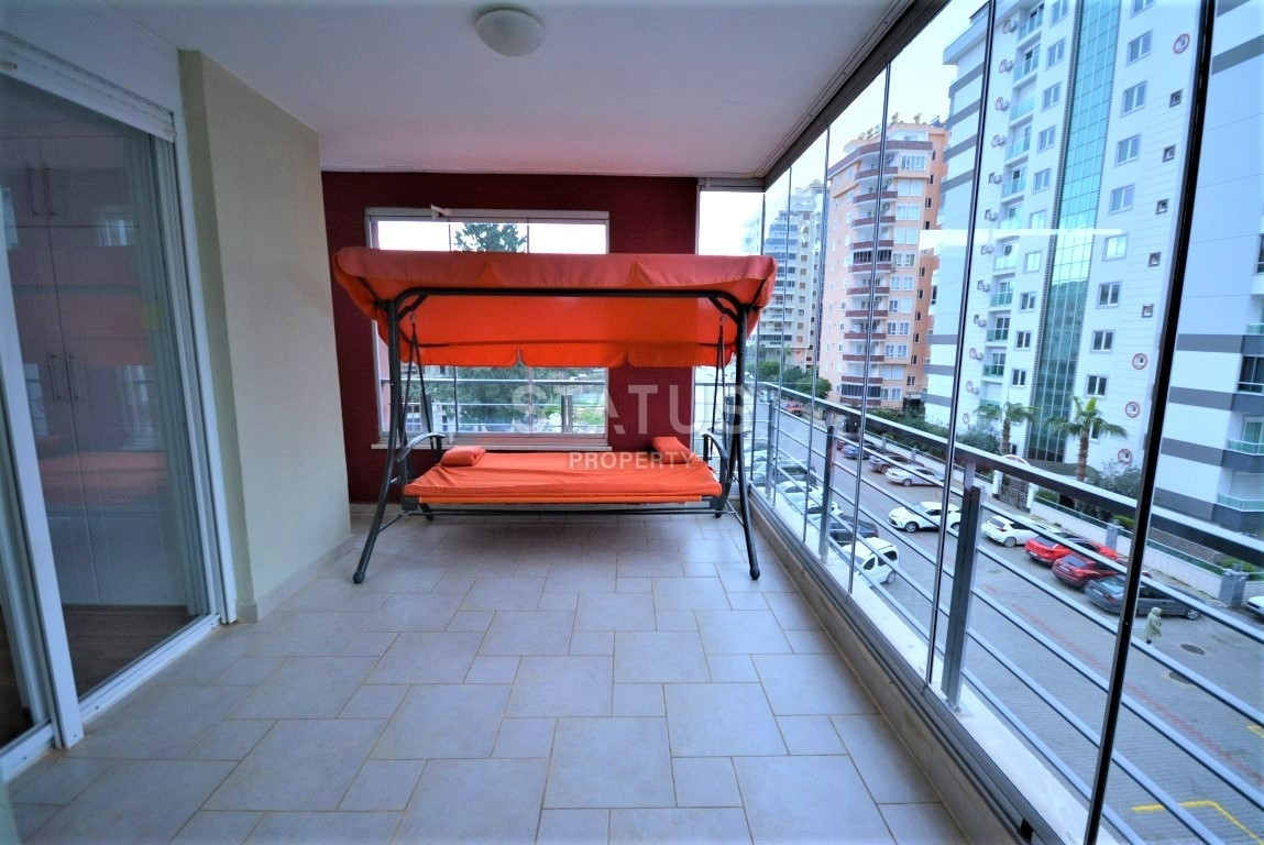 Просторная меблированная трёхкомнатная квартира в 350м от моря в Махмутларе. 128м2 фото 18