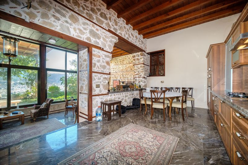 Вилла с видом на море в исторической части Аланьи на Кале. 350м2 -850м2 фото 7