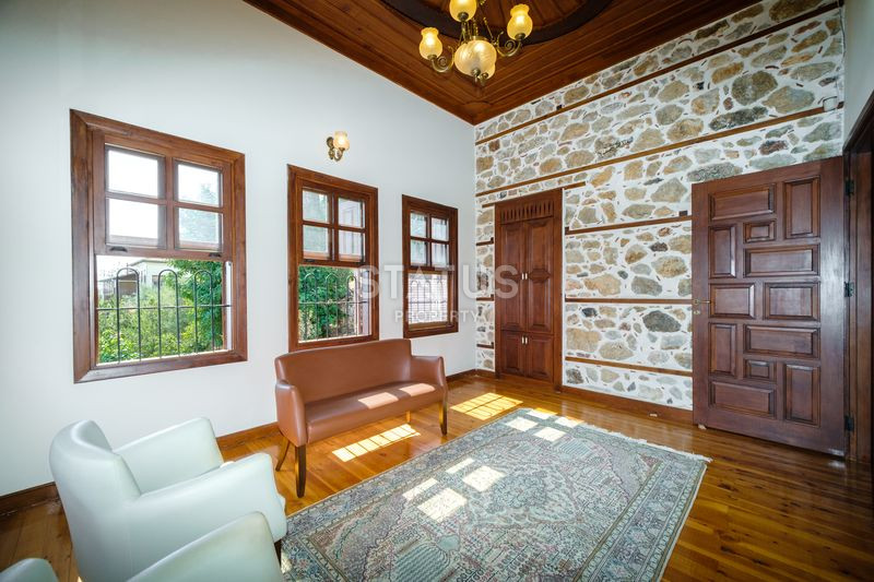 Вилла с видом на море в исторической части Аланьи на Кале. 350м2 -850м2 фото 14