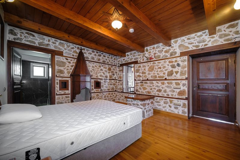 Вилла с видом на море в исторической части Аланьи на Кале. 350м2 -850м2 фото 18