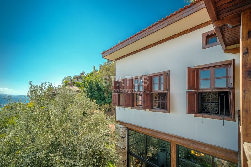 Вилла с видом на море в исторической части Аланьи на Кале. 350м2 -850м2 фото 23