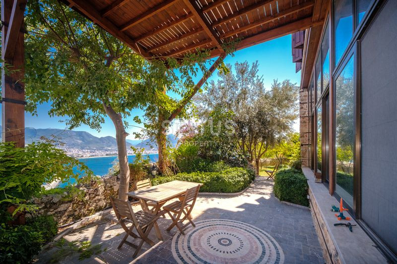 Вилла с видом на море в исторической части Аланьи на Кале. 350м2 -850м2 фото 38