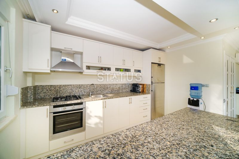 Светлая уютная вилла 2+1 с видом на город и море. 125м2 фото 11