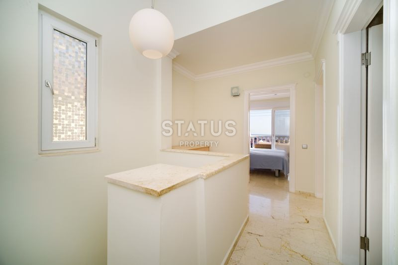 Светлая уютная вилла 2+1 с видом на город и море. 125м2 фото 13