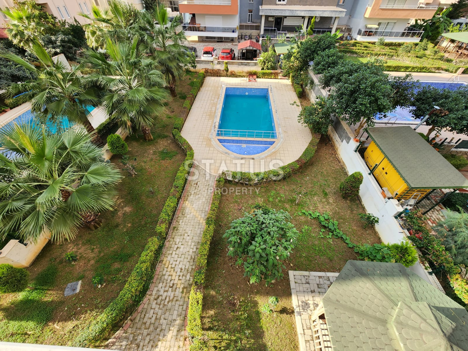 very spacious apartment with a favorable location near the sea in Mahmutlar. 175m2 фото 23