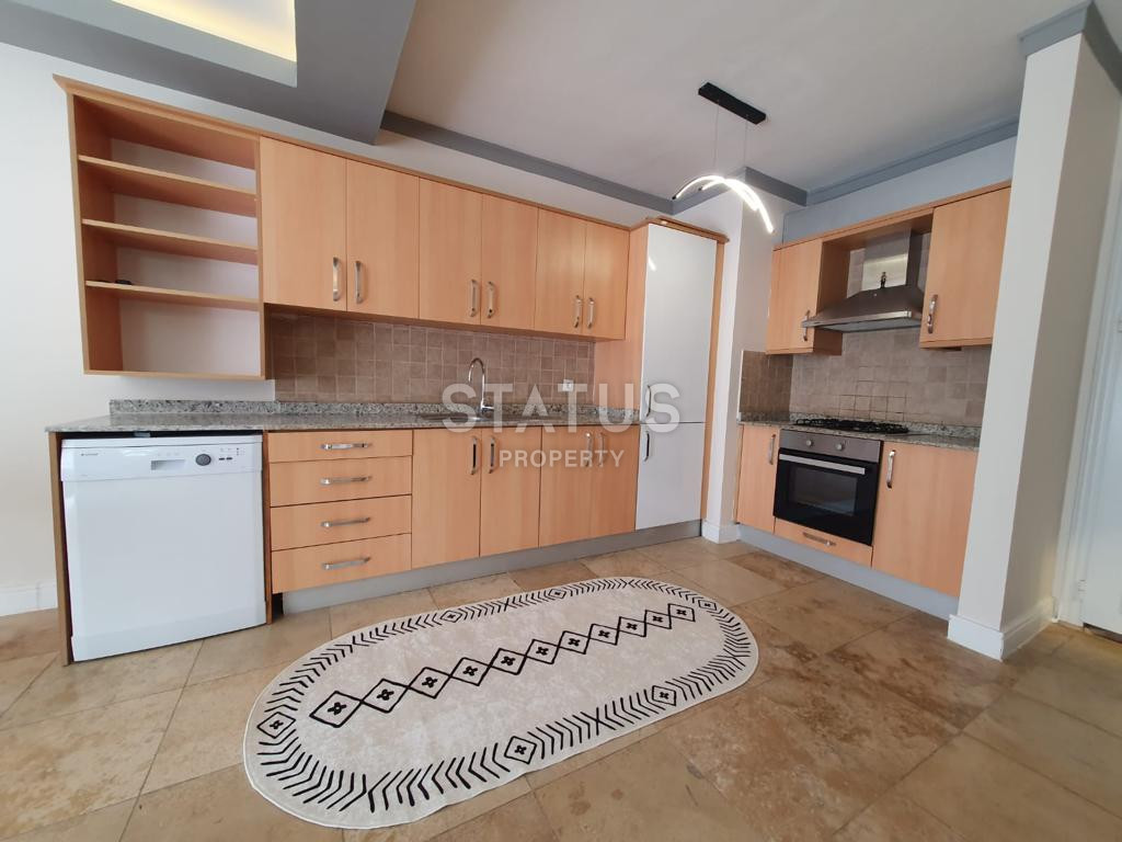 Beautiful furnished spacious apartment 1+1 in a complex with a large area in Cikcilli. 70m2 фото 3