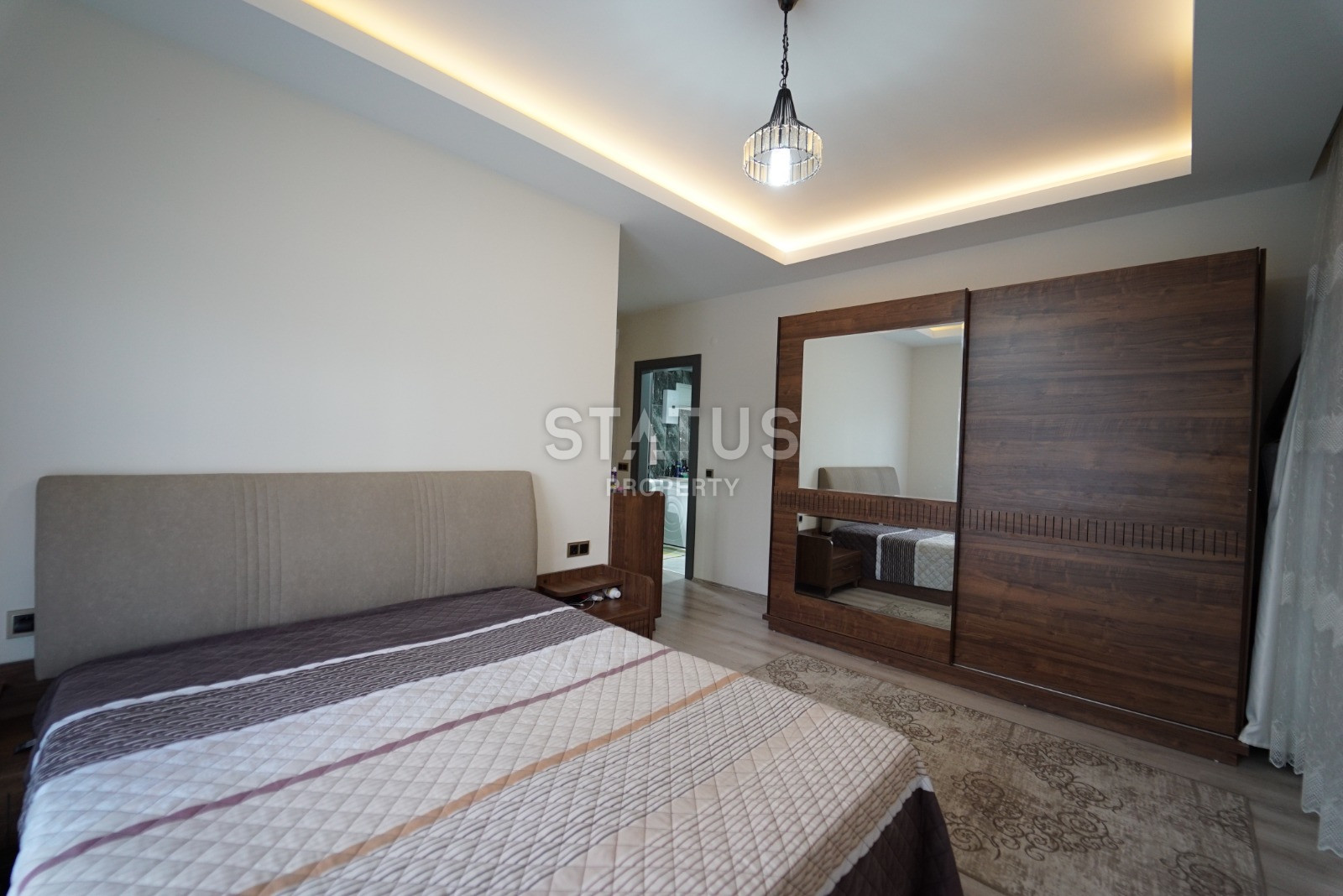 Spacious four-room apartment with furniture and appliances in the open area OBA. 160m2 фото 10
