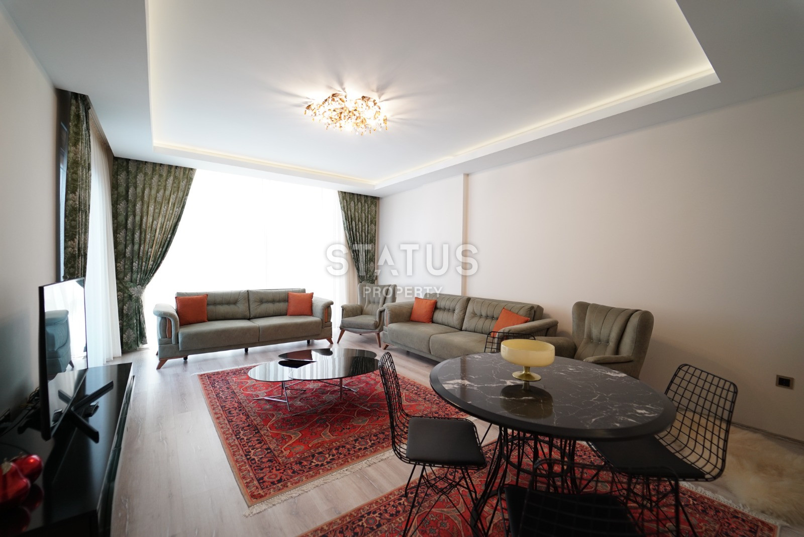 Spacious four-room apartment with furniture and appliances in the open area OBA. 160m2 фото 41