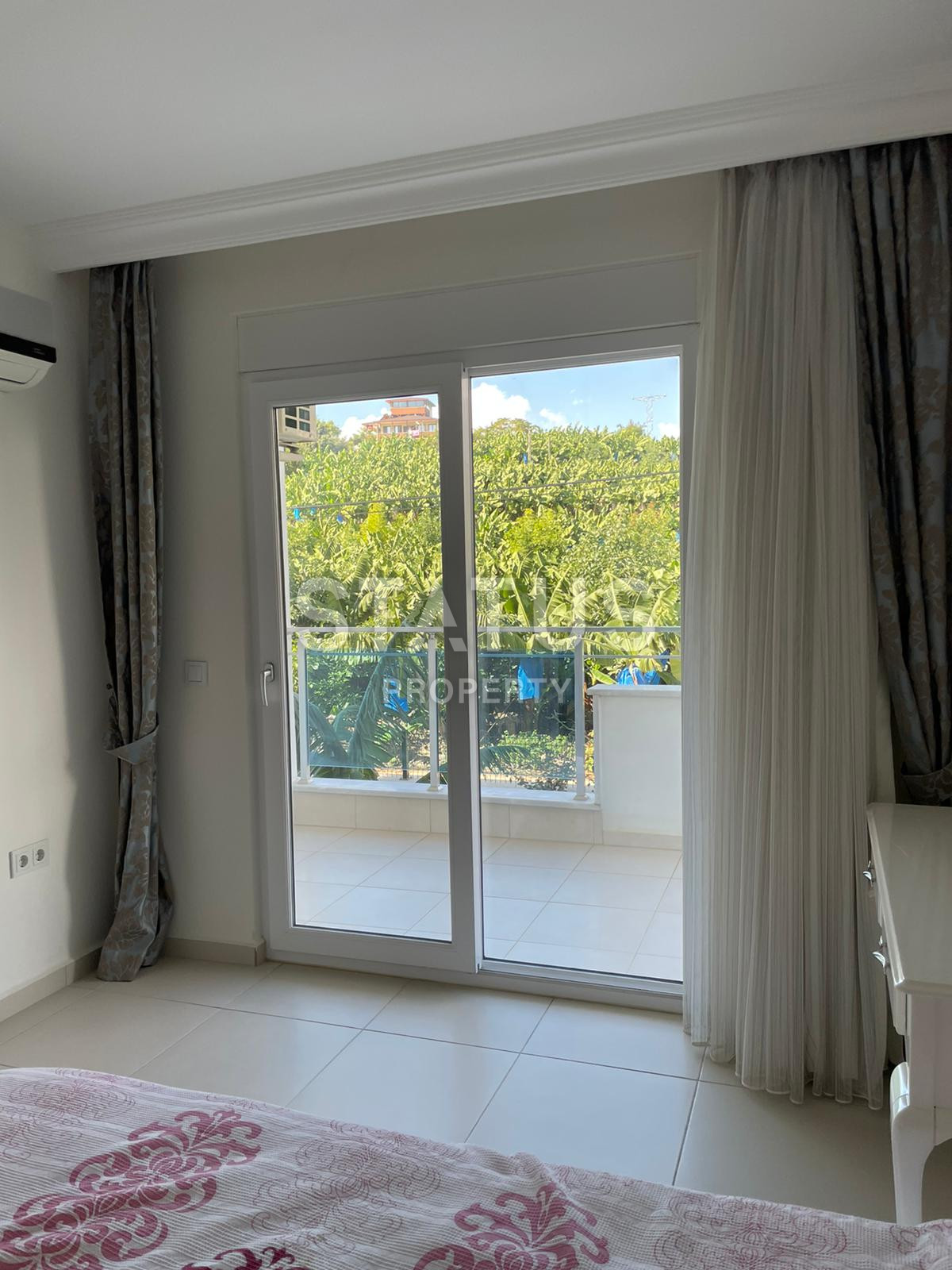 Three-room furnished apartment in a complex from a leading developer in Mahmutlar. 100m2 фото 16