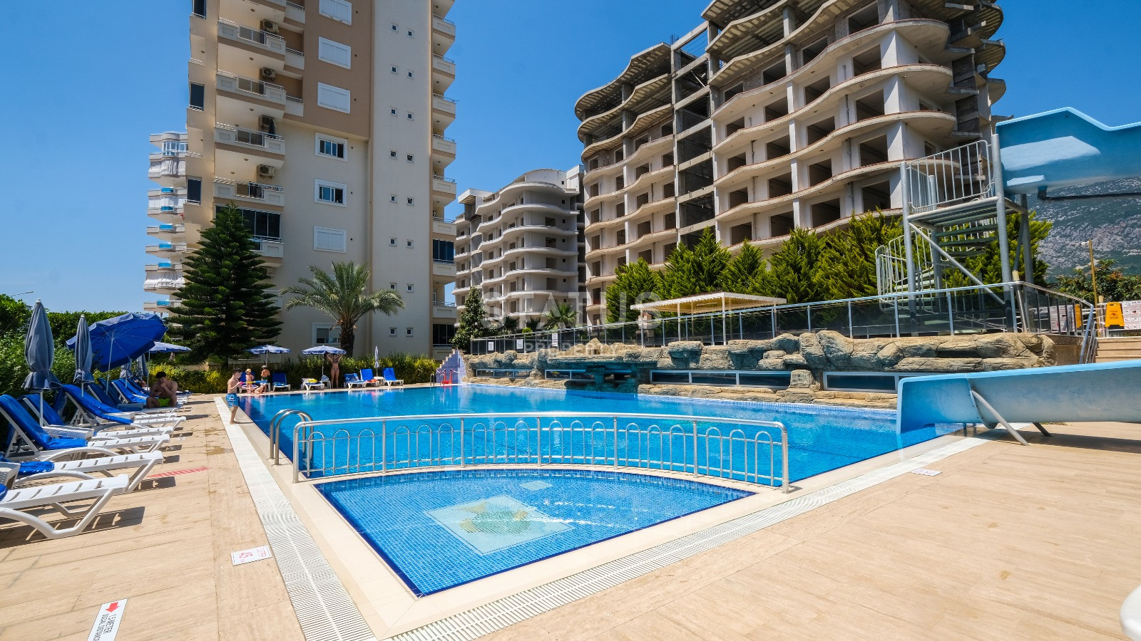 Spacious furnished apartment 2+1 in a complex with infrastructure near the sea in Mahmutlar. 125m2 фото 30