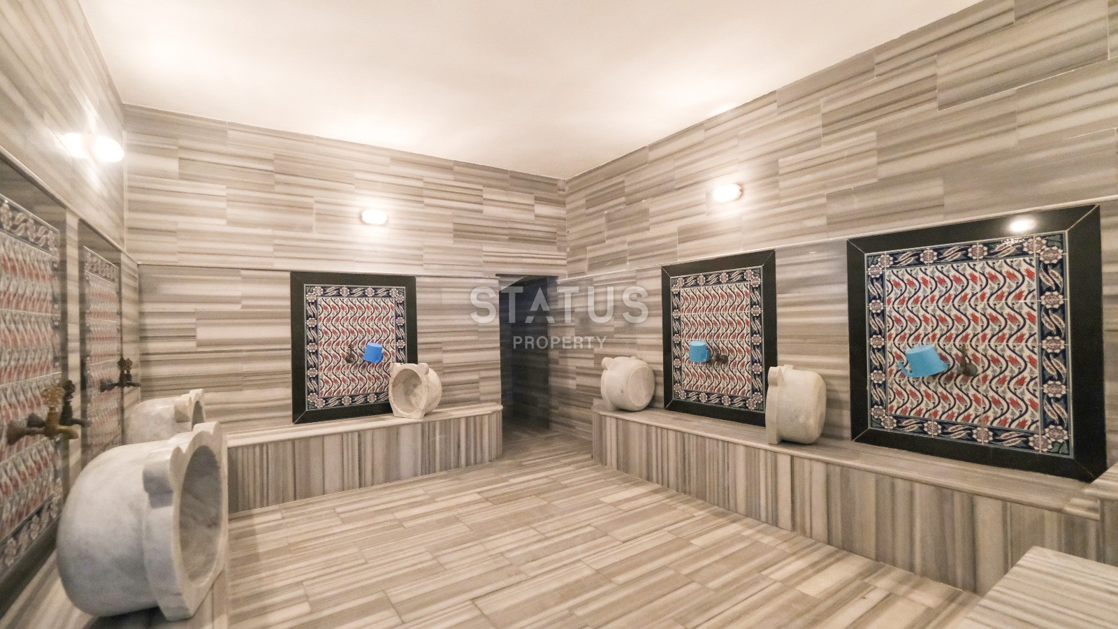 Spacious furnished apartment 2+1 in a complex with infrastructure near the sea in Mahmutlar. 125m2 фото 32