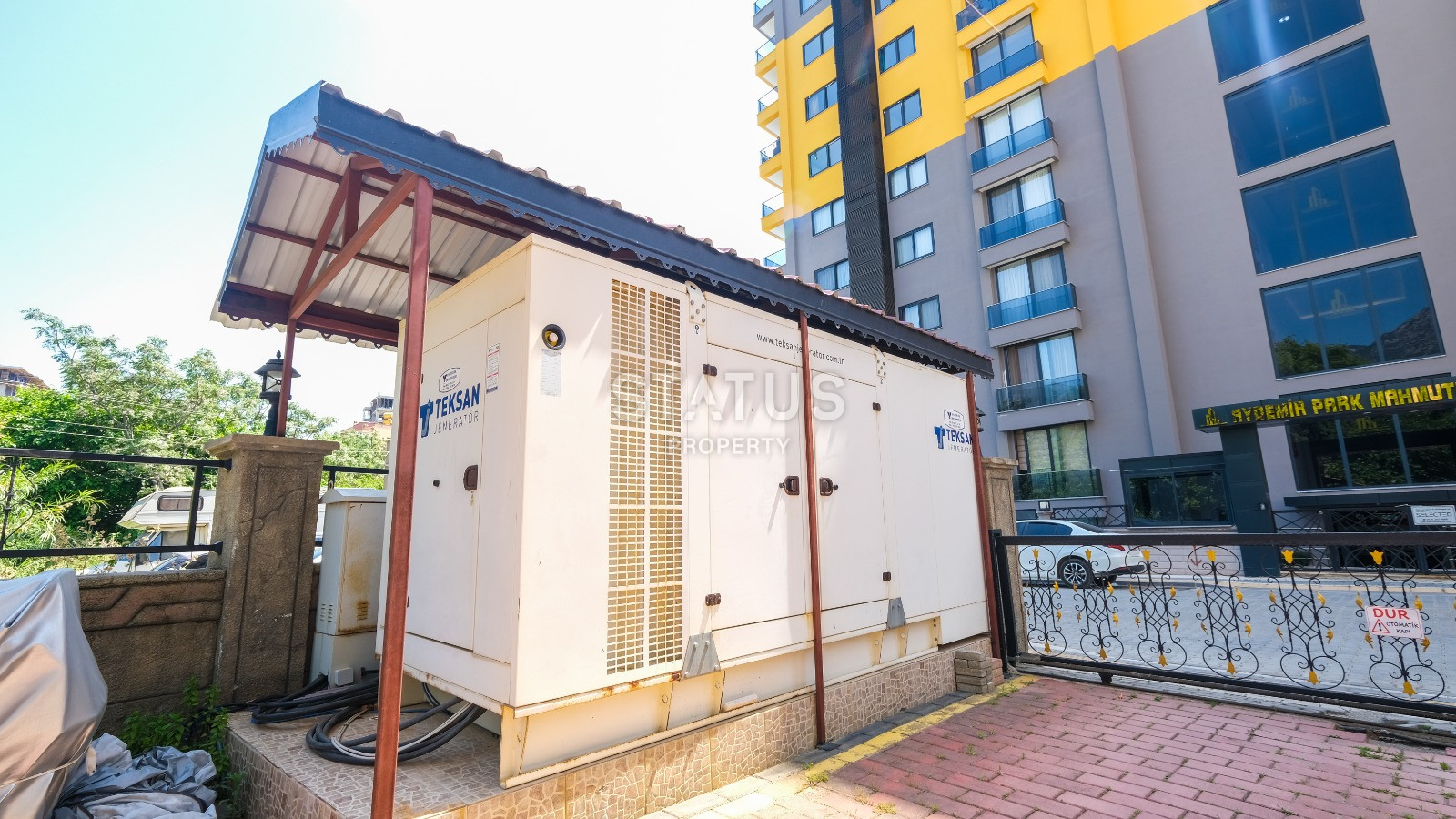 Spacious furnished apartment 2+1 in a complex with infrastructure near the sea in Mahmutlar. 125m2 фото 35