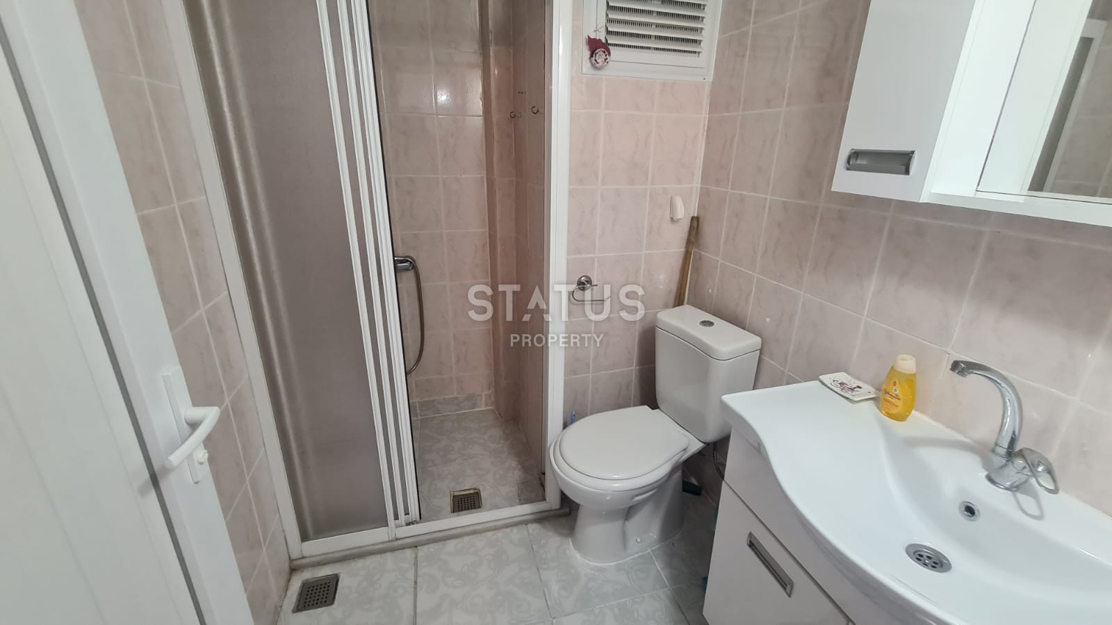 Квартира планировки 1+1 по хорошей цене в 250м от моря в Махмутларе. 65м2 фото 8