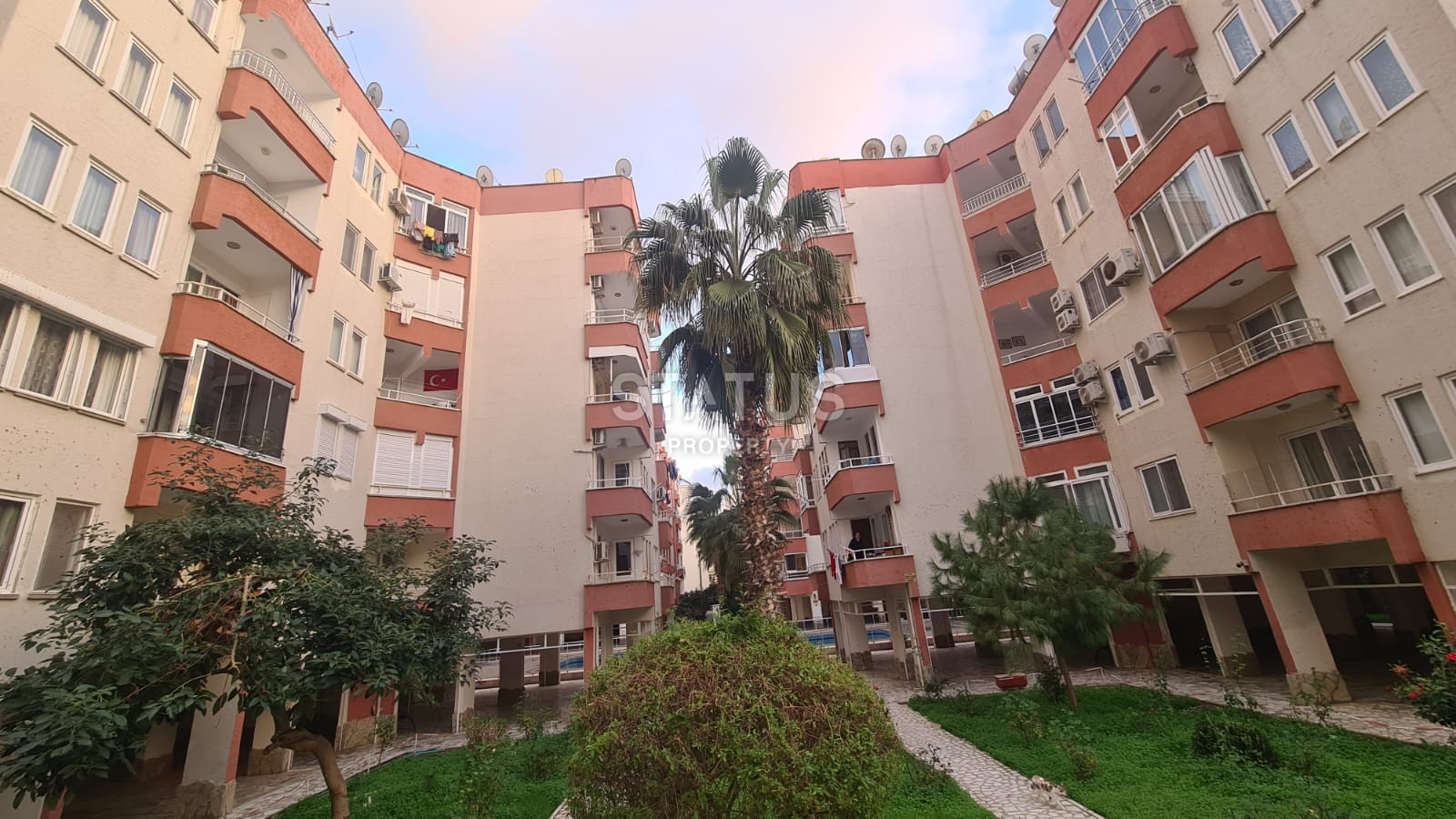 Квартира планировки 1+1 по хорошей цене в 250м от моря в Махмутларе. 65м2 фото 17