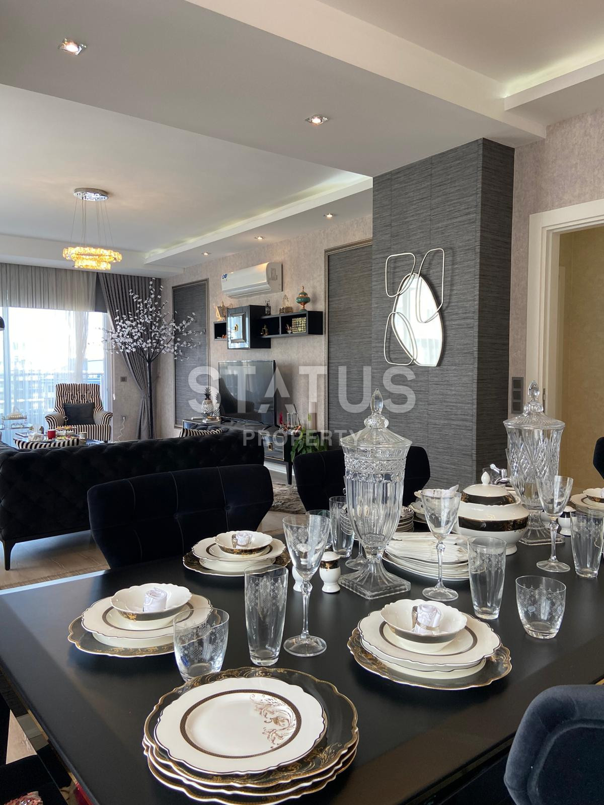 Very spacious five-room apartment with sea view in Mahmutlar. 320m2 фото 23