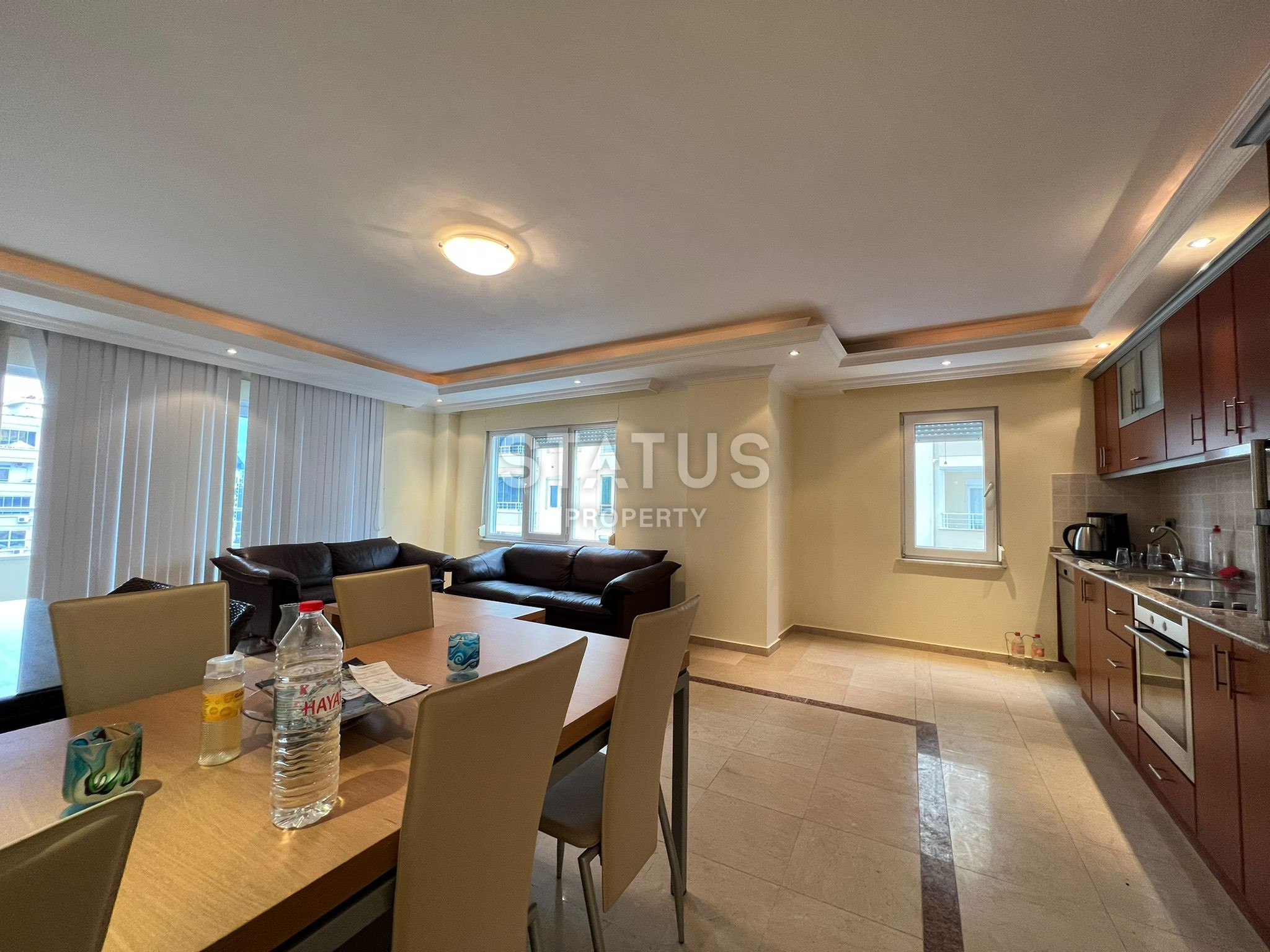 Трёхкомнатная меблированная квартира в первой береговой линии в Тосмуре. 110м2 фото 4