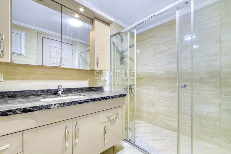 Просторная квартира 3+1 с камином в шаговой доступности от моря в Кестеле. 230м2 фото 15