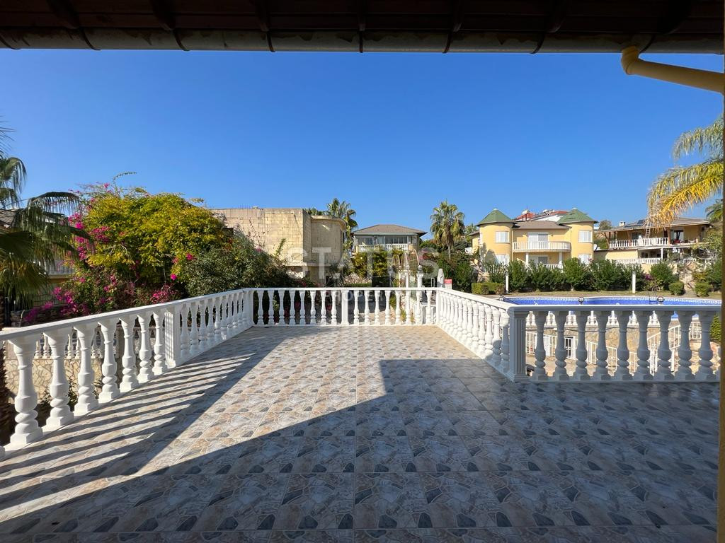 Вилла под гражданство в районе Конаклы, 200 м2 фото 30