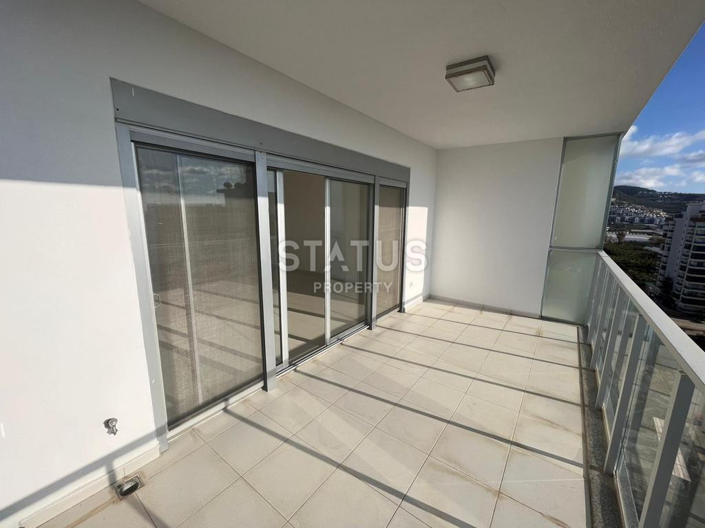 Penthouse 4+1 with sea views in a complex with infrastructure, 240 m2. фото 14