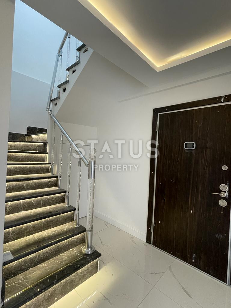 Просторная квартира 4+1 в шаговой доступности от моря в Махмутларе. 220м2 фото 8