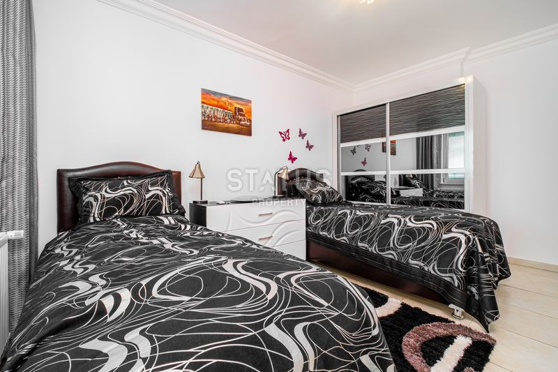 Трёхкомнатная квартира в 200 метрах от моря в районе Тосмур, 120м2. фото 13