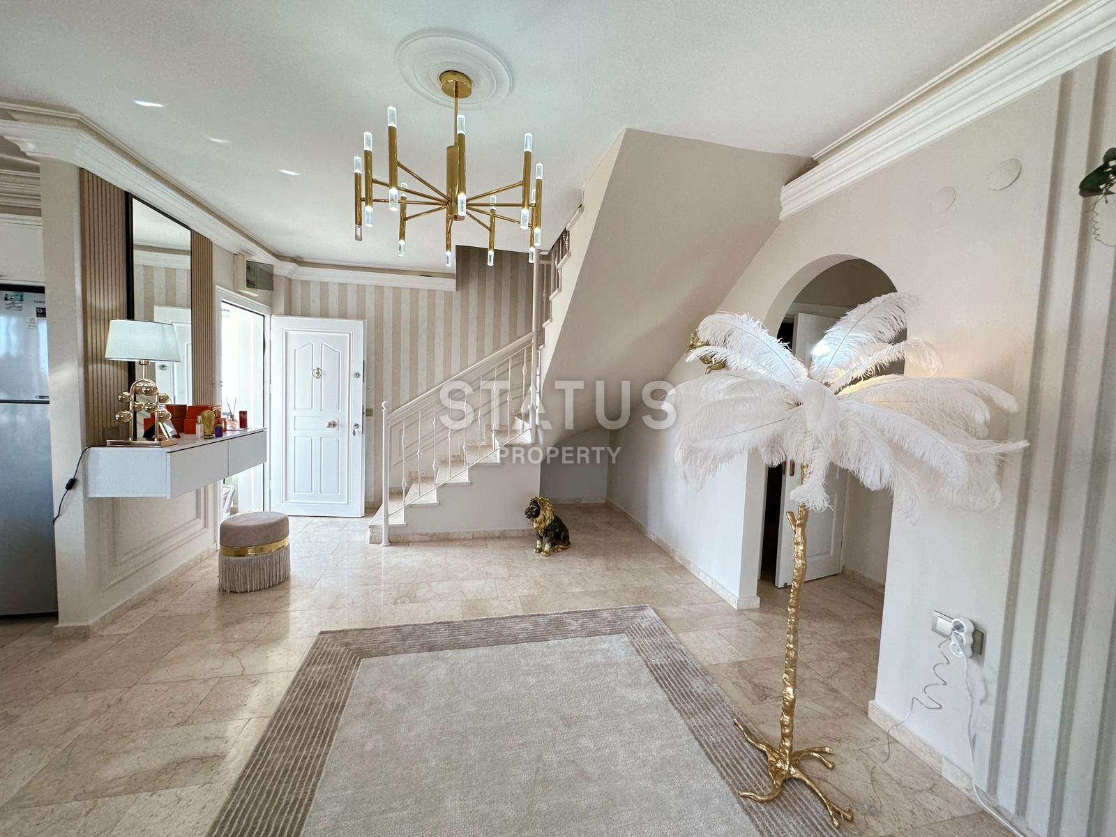 Уютный дуплекс 3+1 в легендарном ЖК в районе Джикджилли. 210м2 фото 1